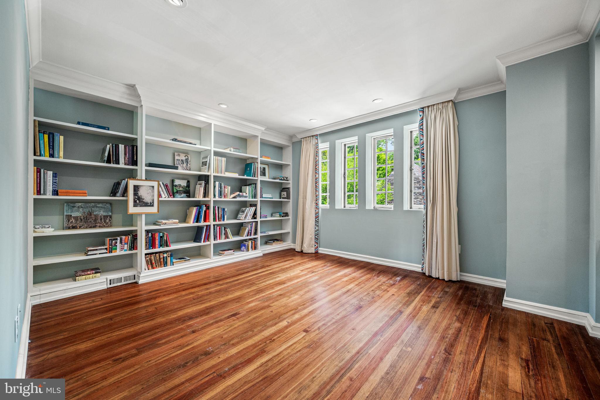 42 W BELLS MILL ROAD