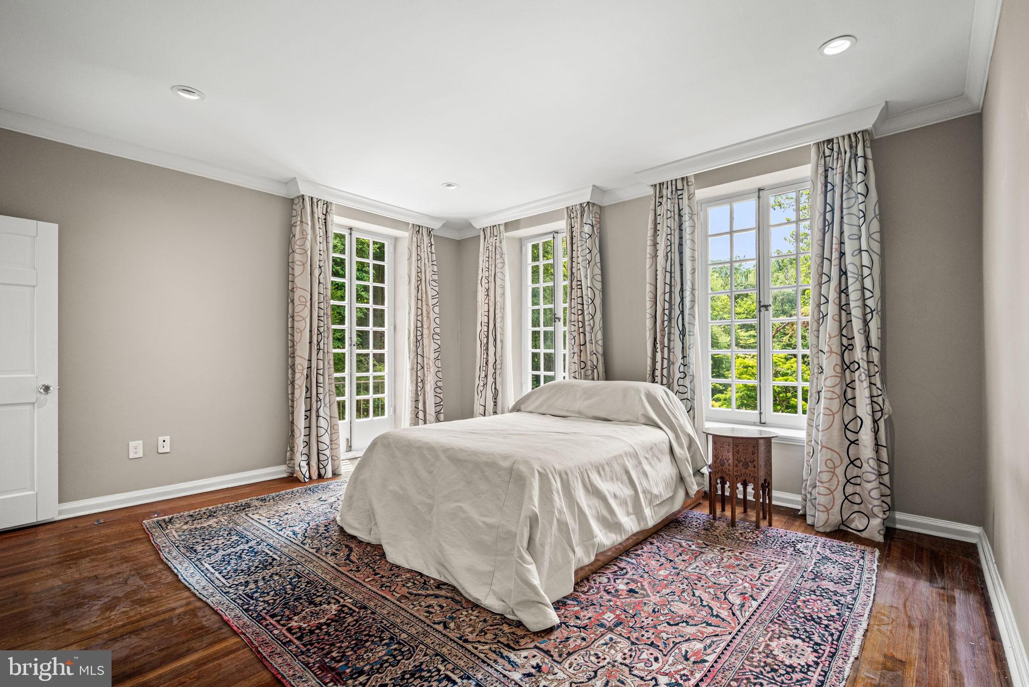 42 W BELLS MILL ROAD