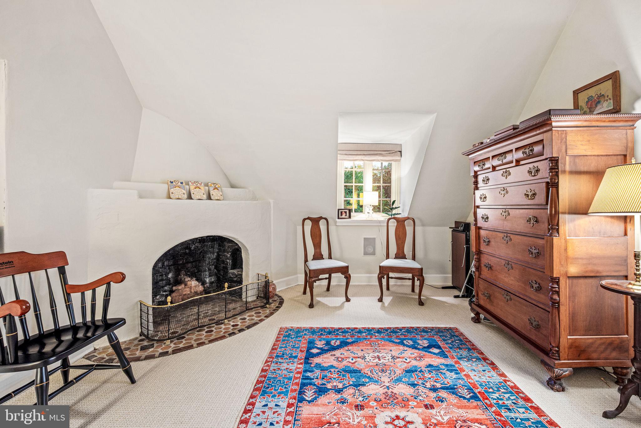 8702 SEMINOLE STREET