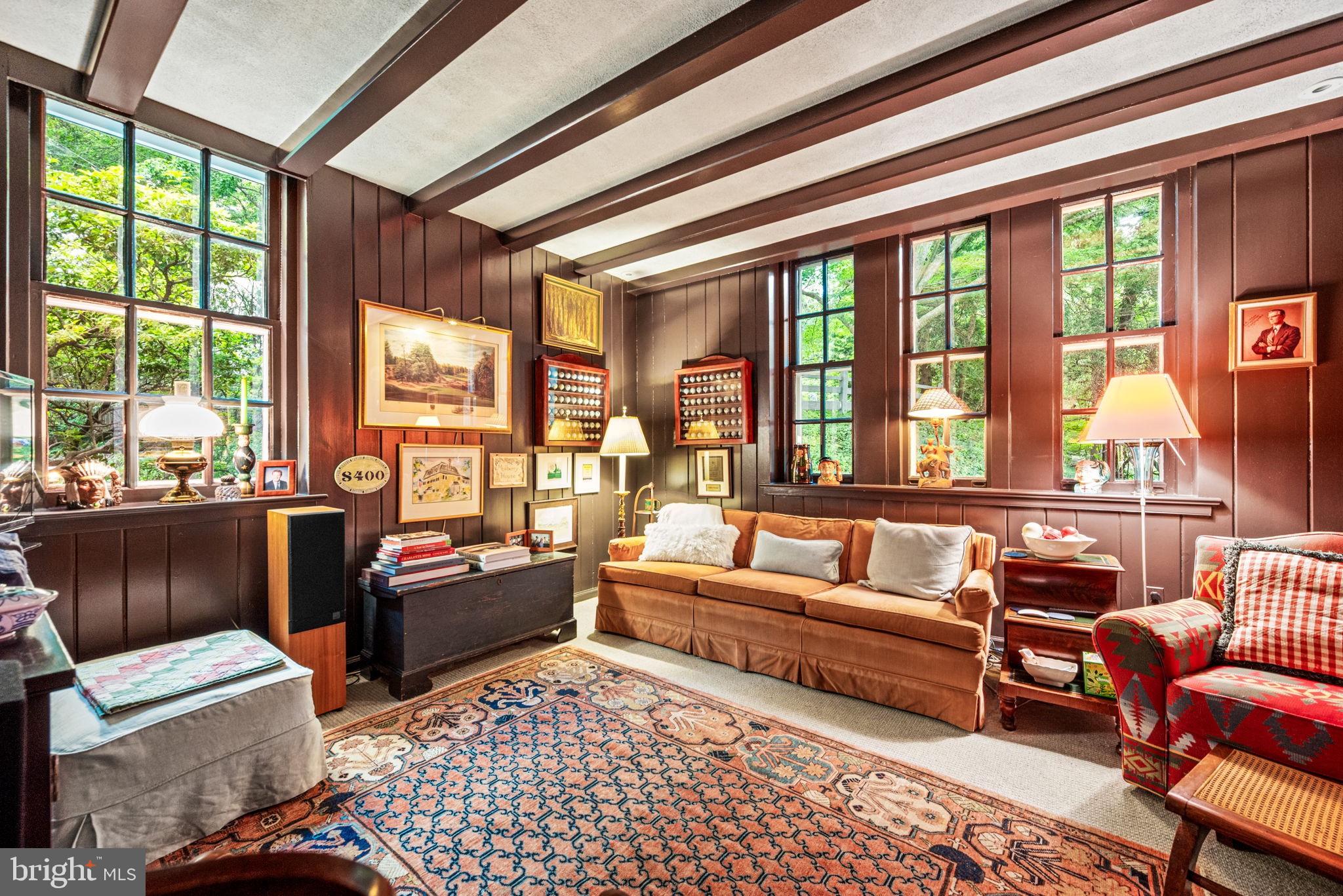 8702 SEMINOLE STREET