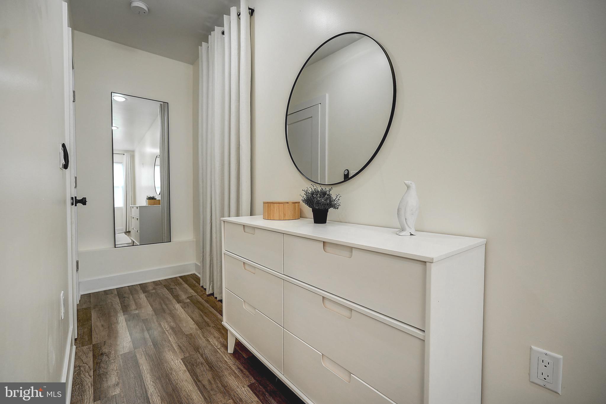 2203 CATHARINE STREET