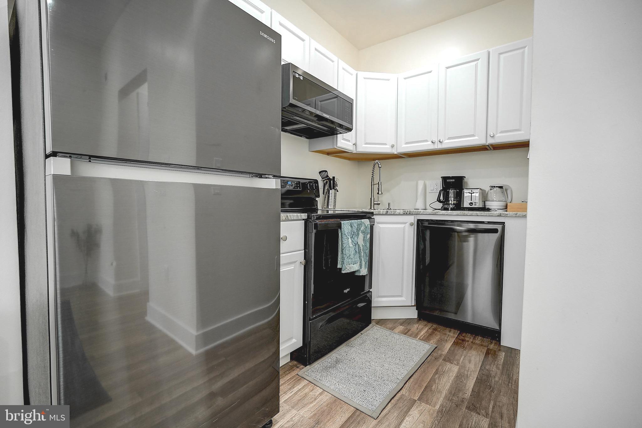 2203 CATHARINE STREET