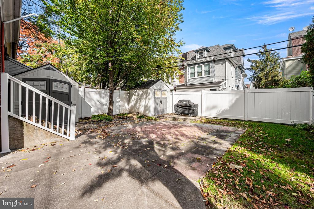 5113 PULASKI AVENUE