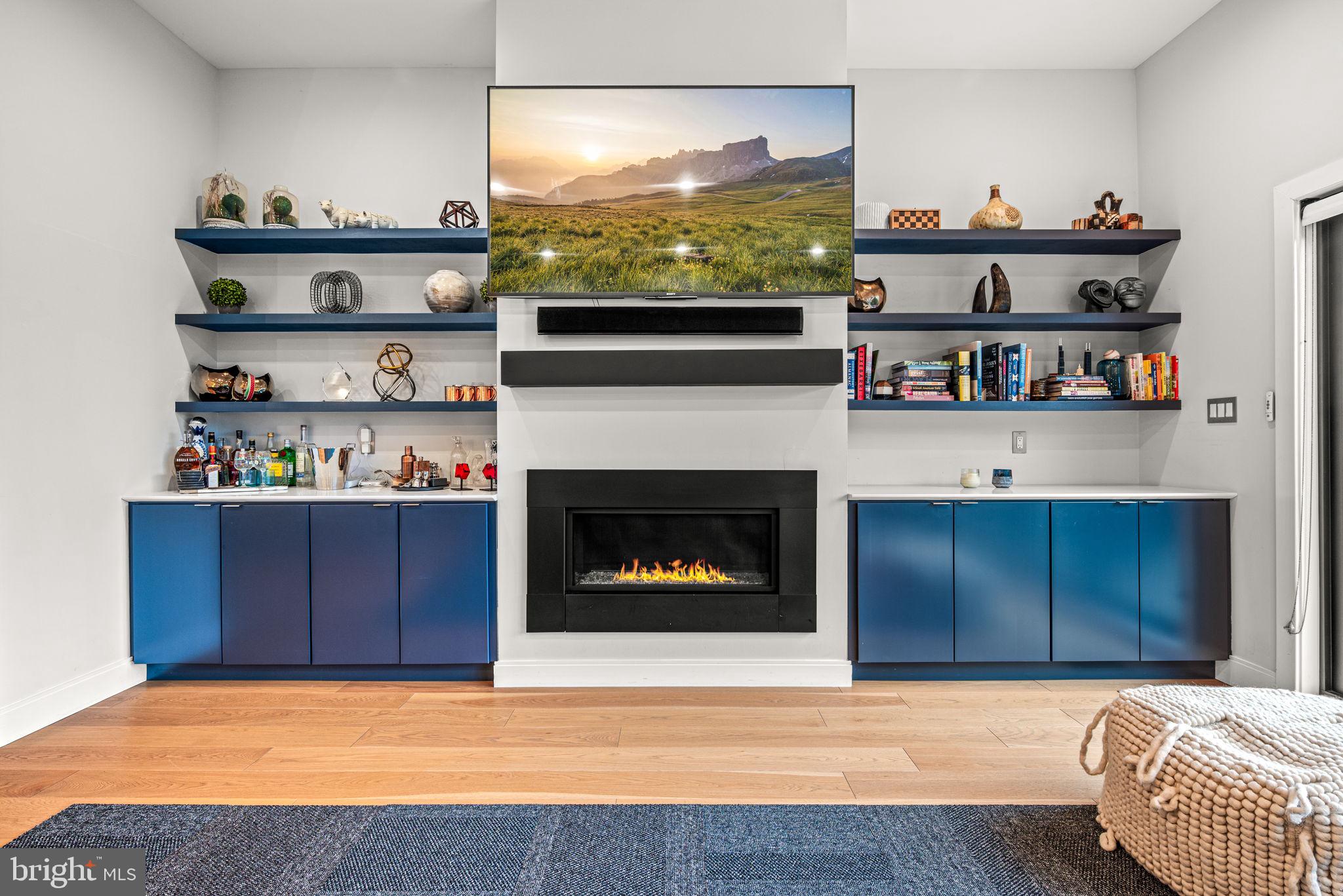 4588 SILVERWOOD STREET