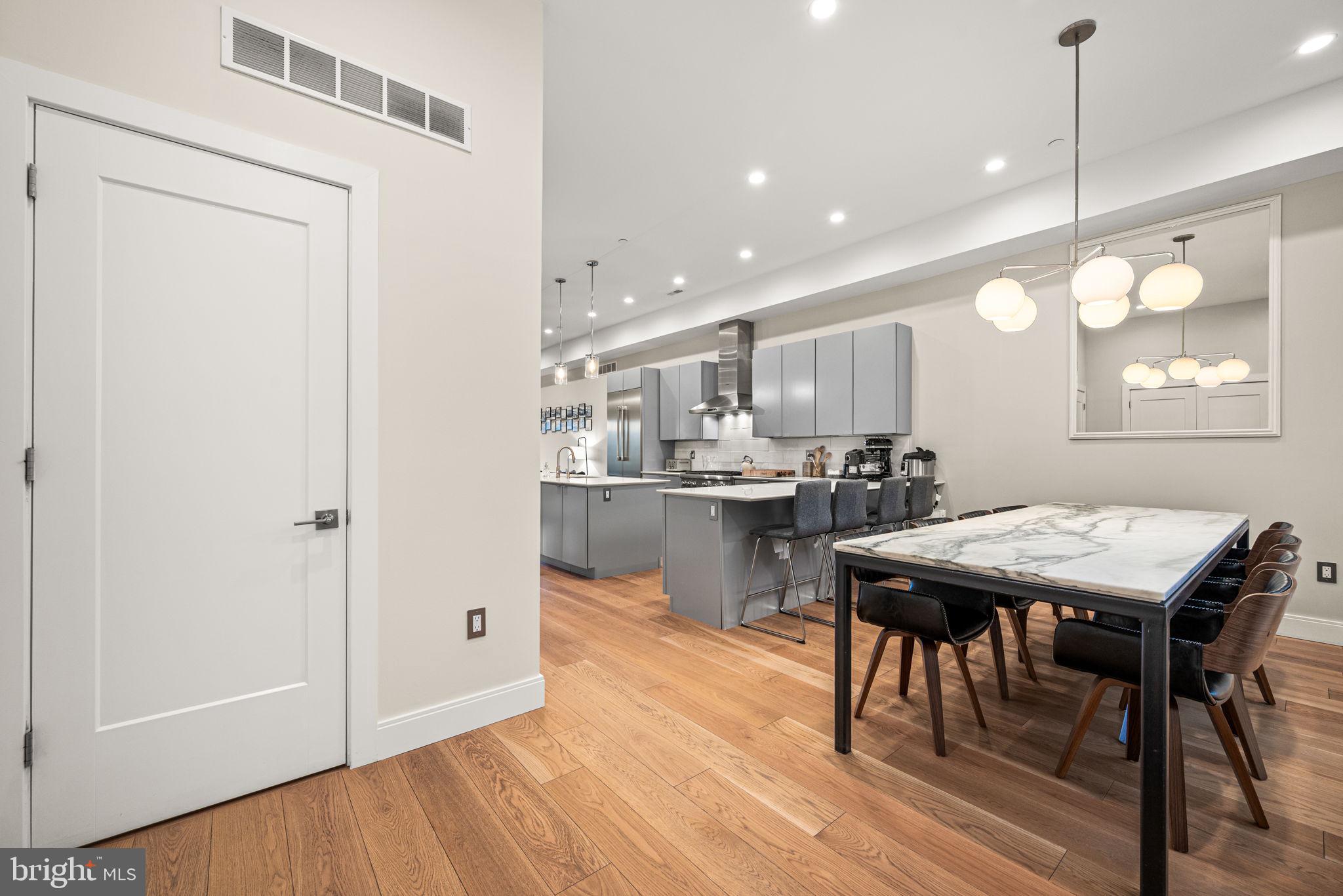 4588 SILVERWOOD STREET