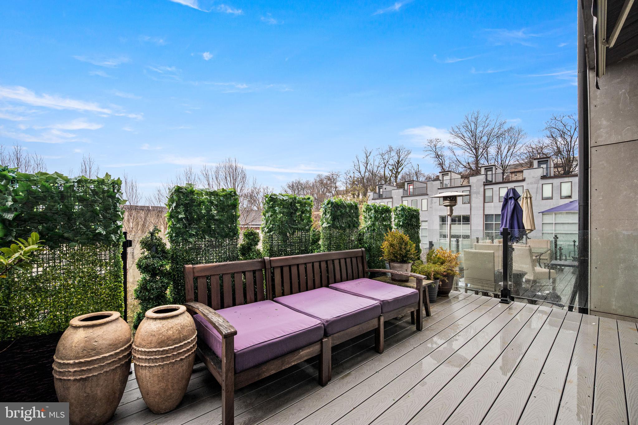 4588 SILVERWOOD STREET