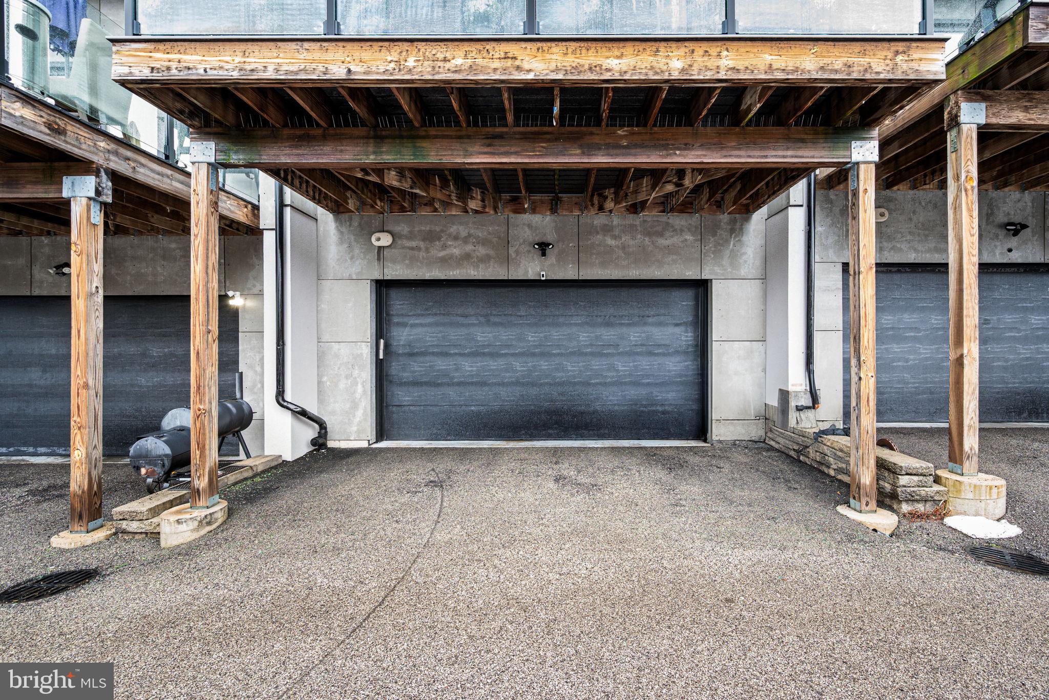 4588 SILVERWOOD STREET