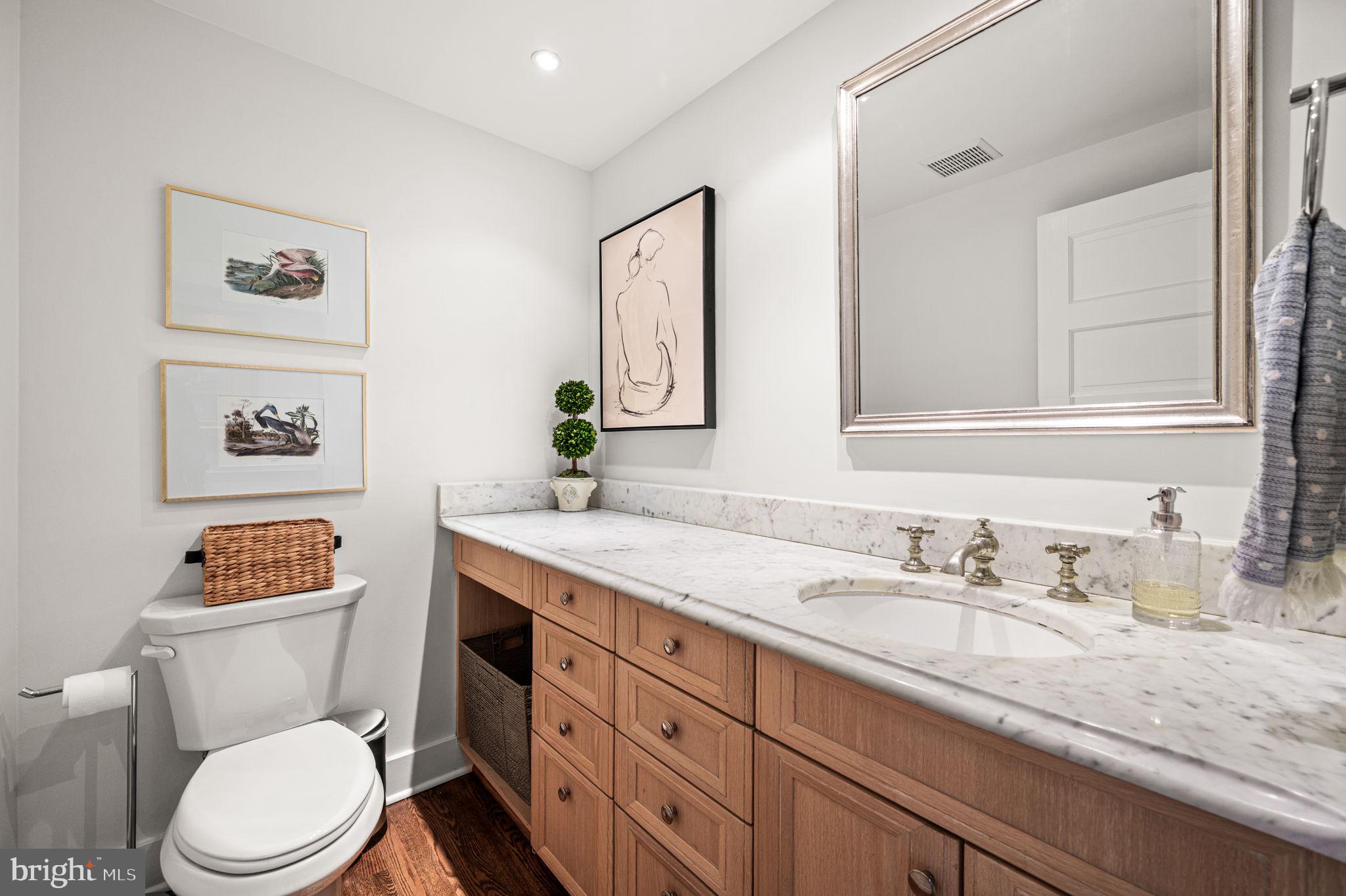 511 W MORELAND AVENUE