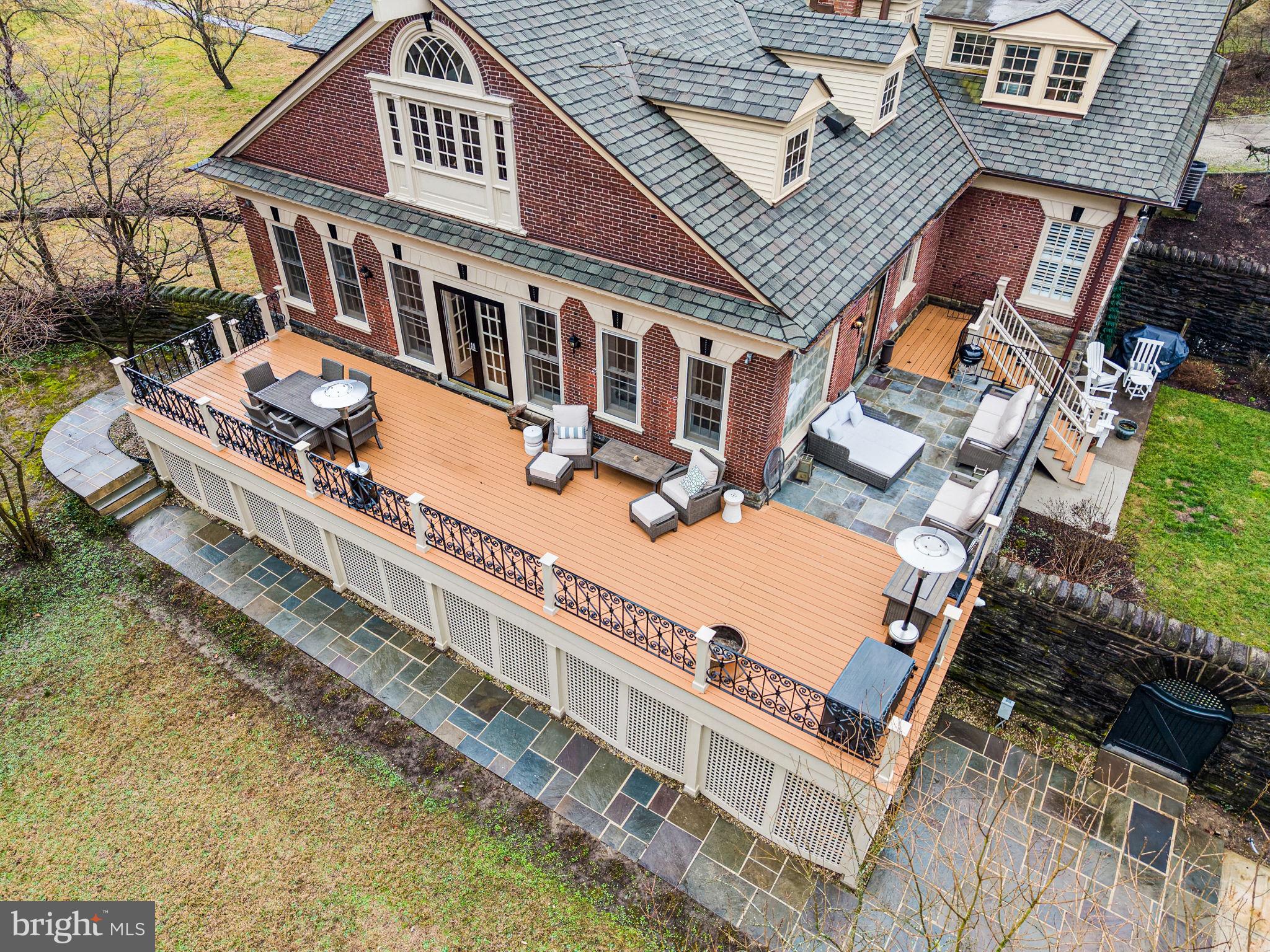 511 W MORELAND AVENUE