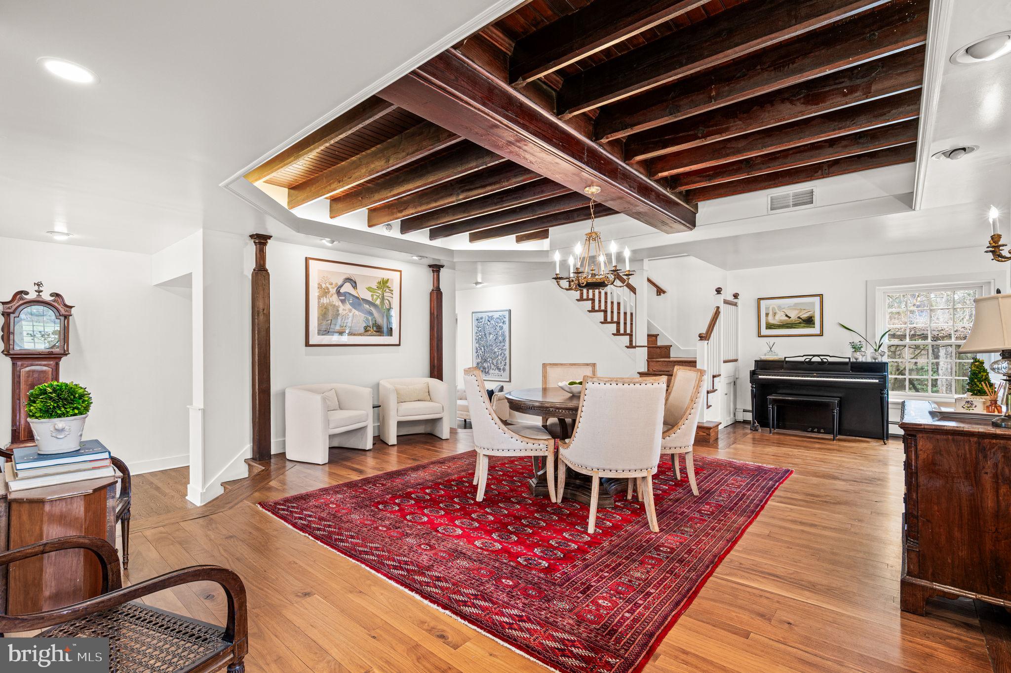 511 W MORELAND AVENUE