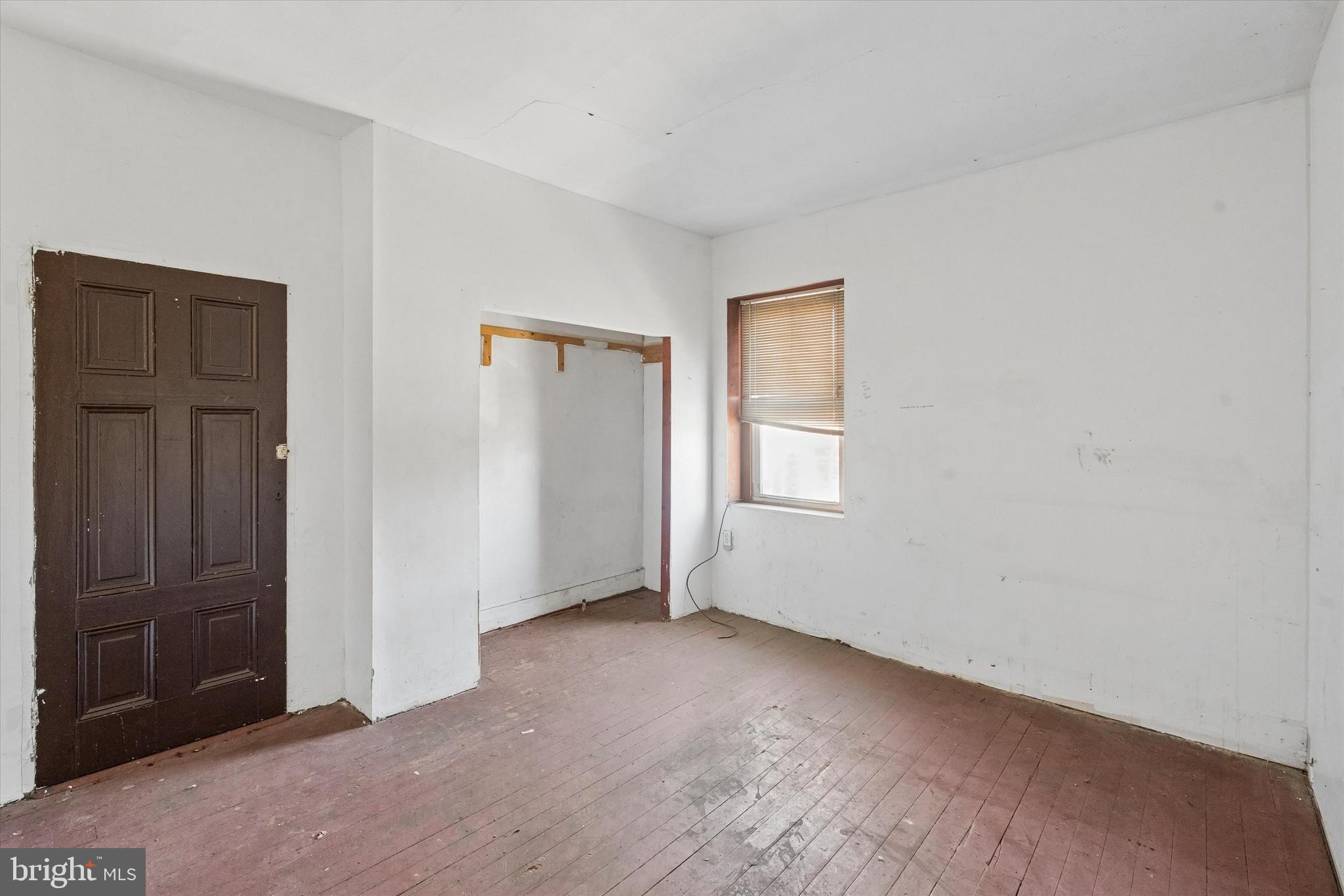 4030 W GIRARD AVENUE