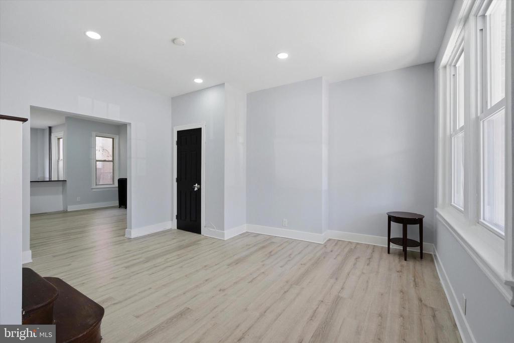2041 CHURCH LANE