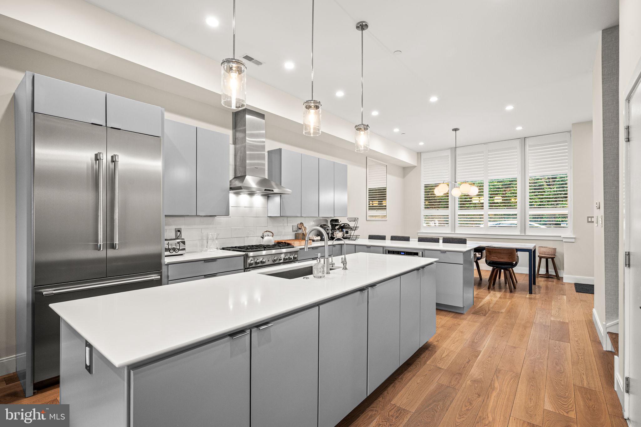 4588 SILVERWOOD STREET