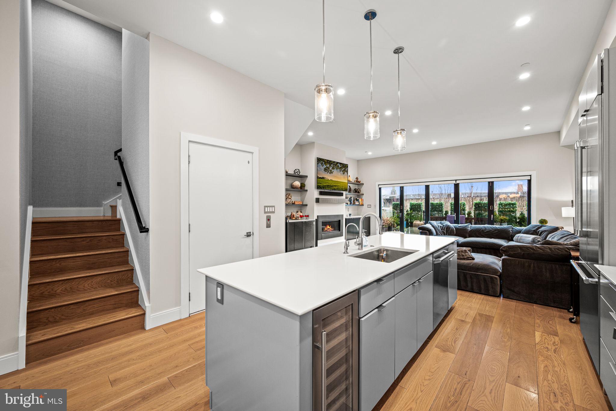 4588 SILVERWOOD STREET