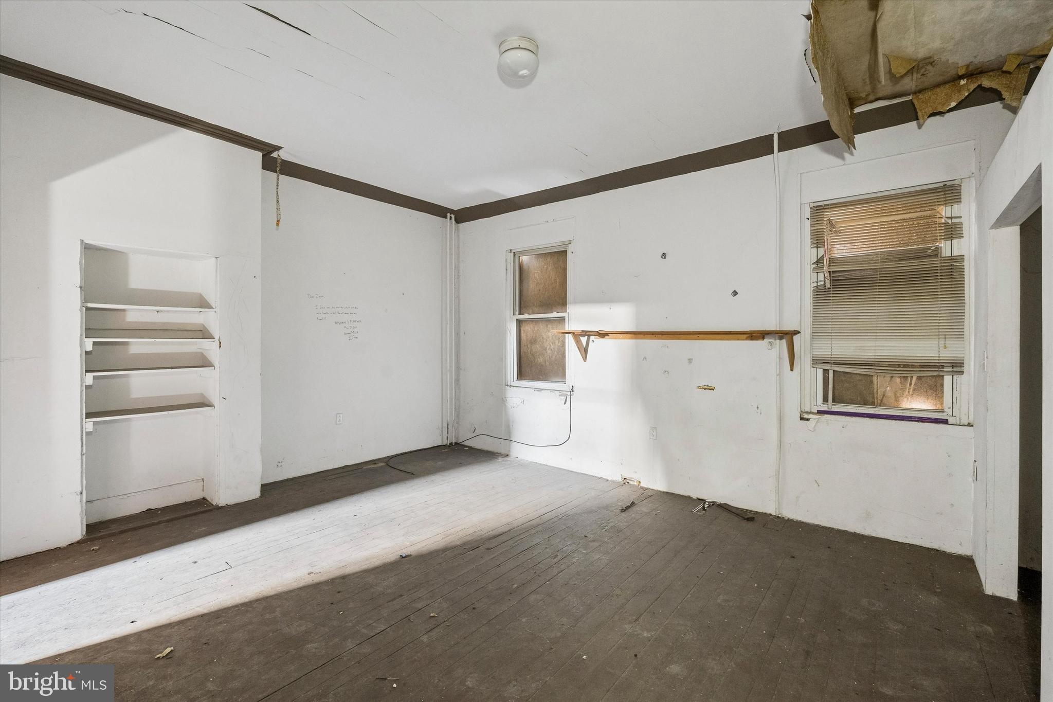 4030 W GIRARD AVENUE