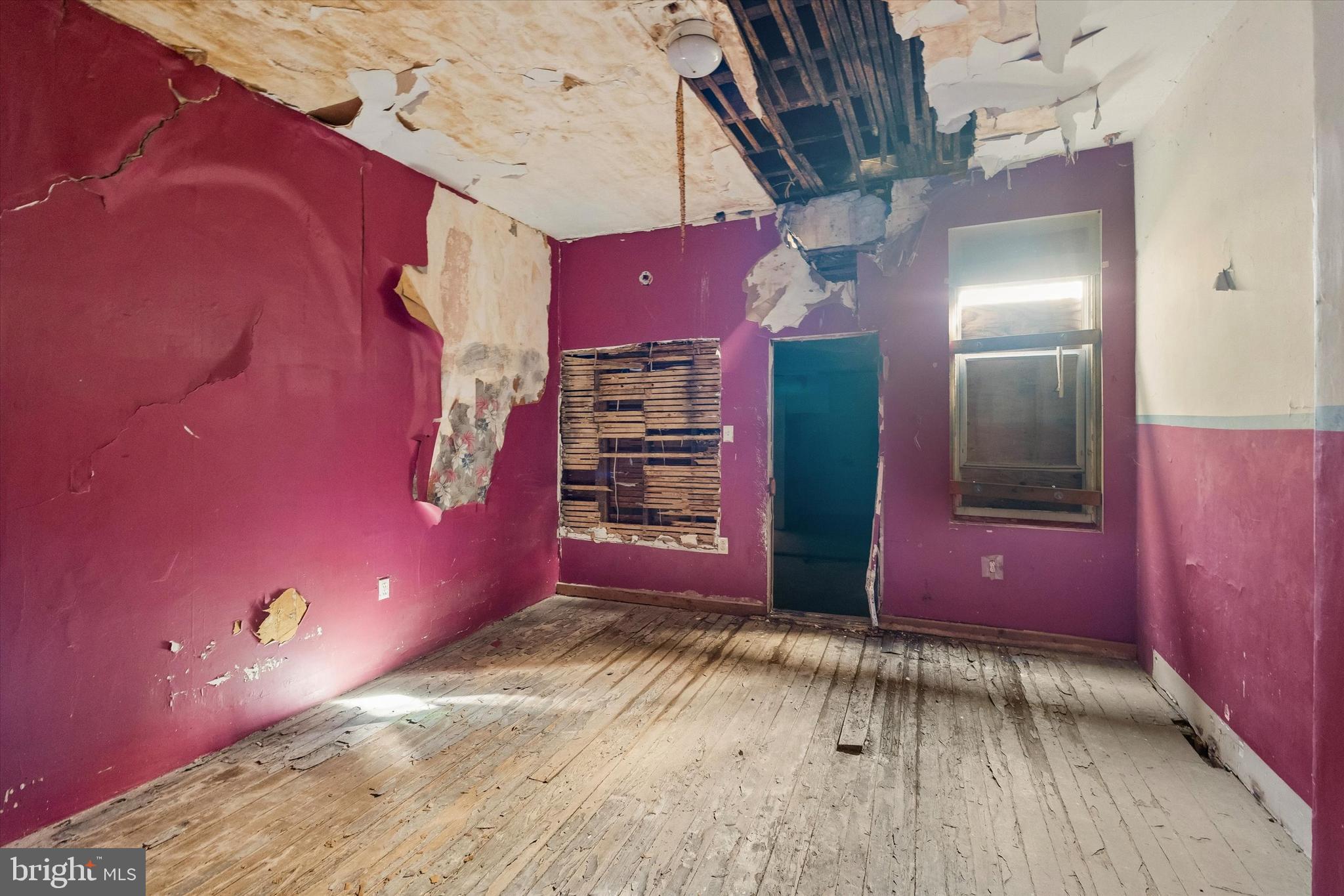 4030 W GIRARD AVENUE