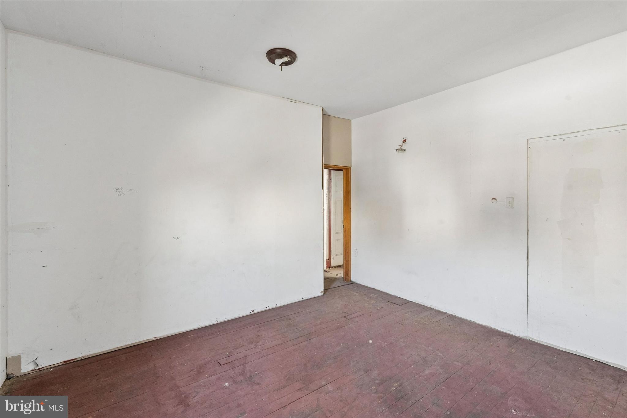 4030 W GIRARD AVENUE