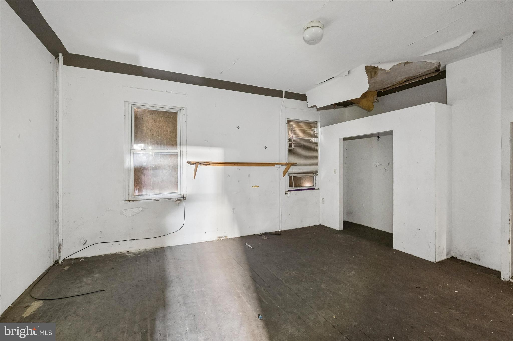 4030 W GIRARD AVENUE