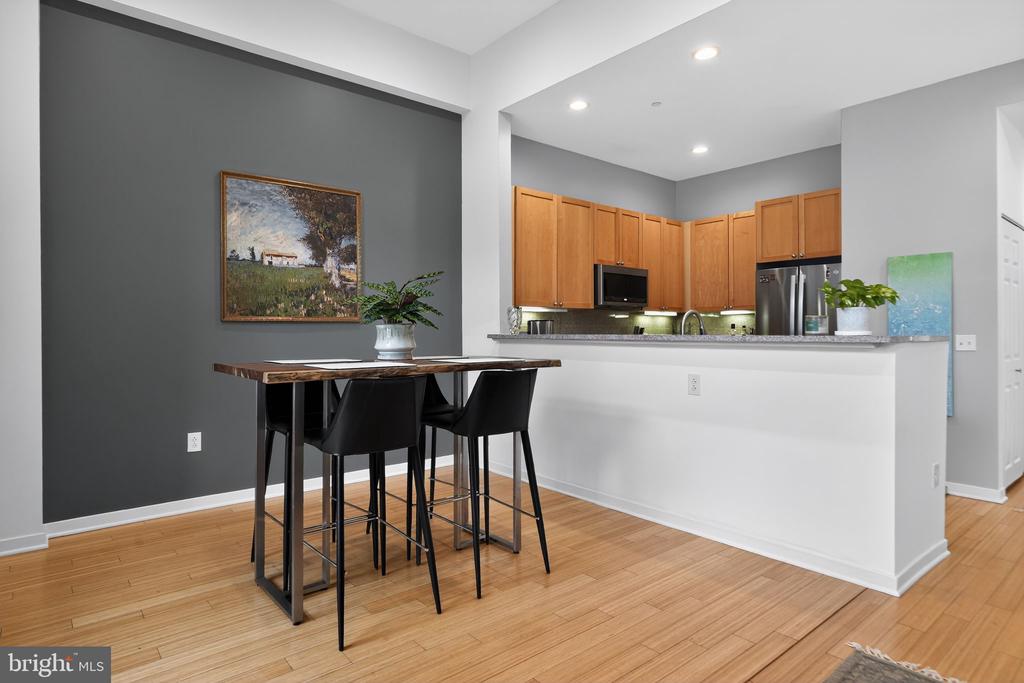 1900 HAMILTON STREET D15