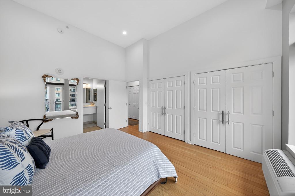 1900 HAMILTON STREET D15