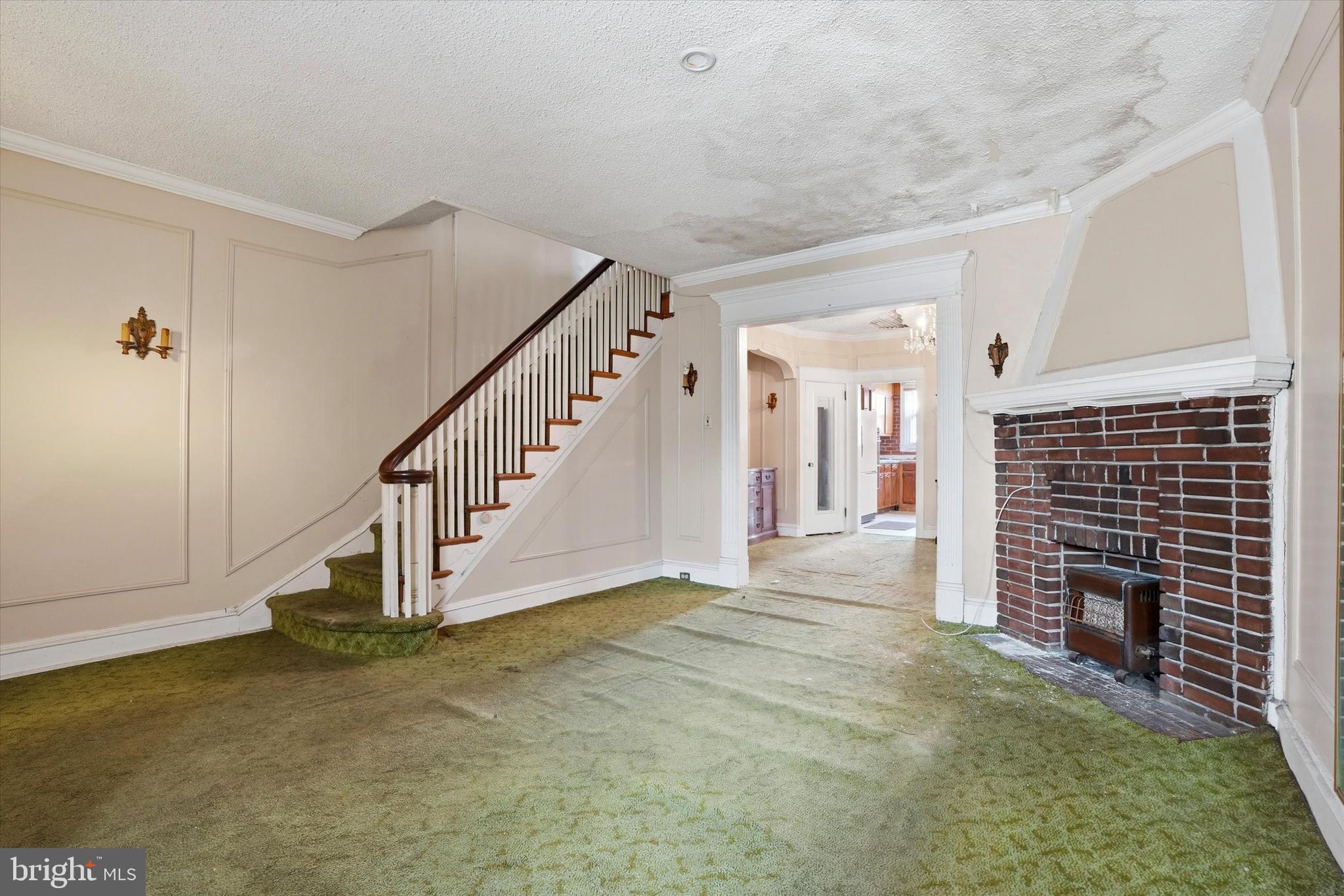 6255 MAGNOLIA STREET