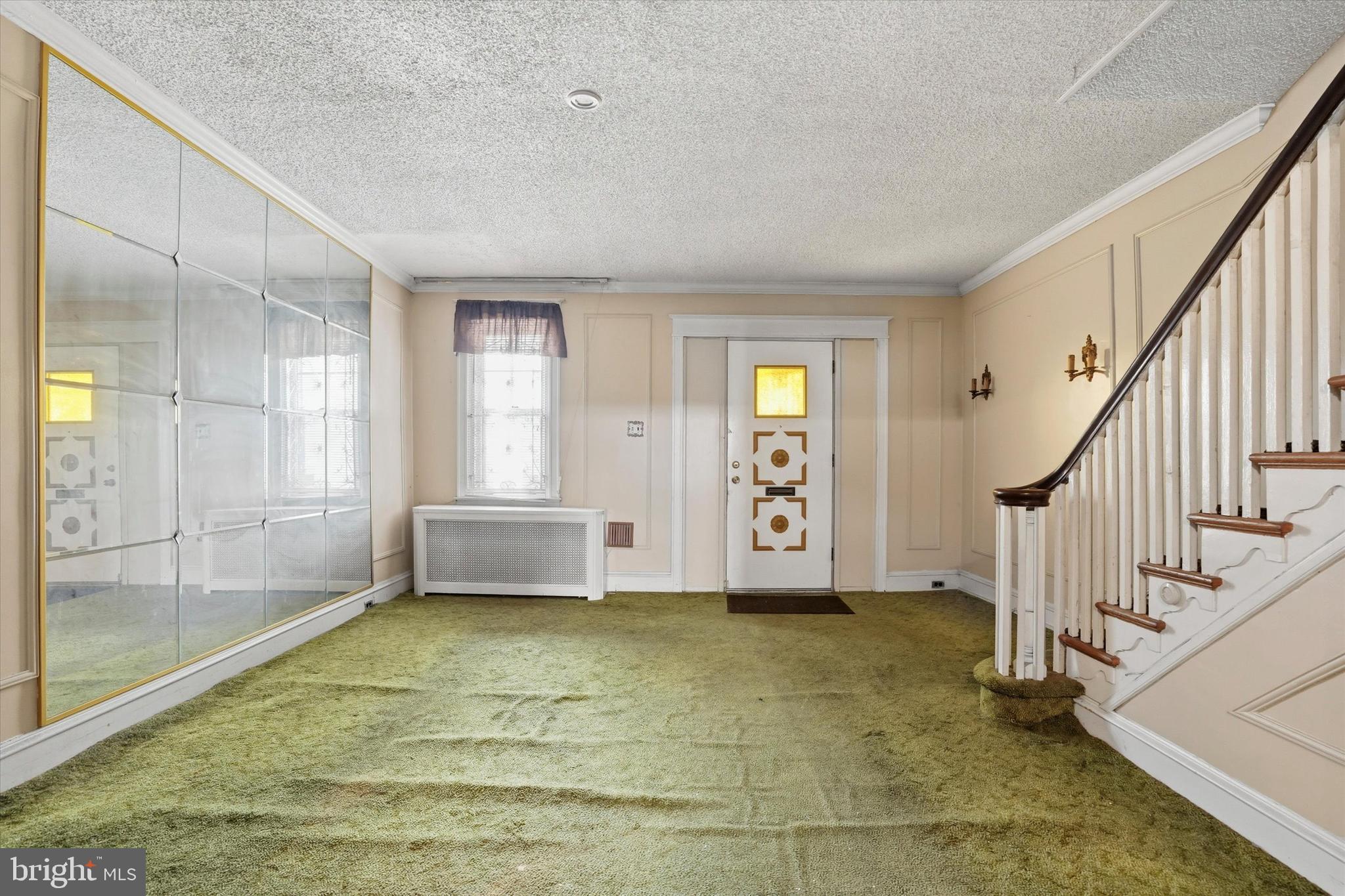 6255 MAGNOLIA STREET