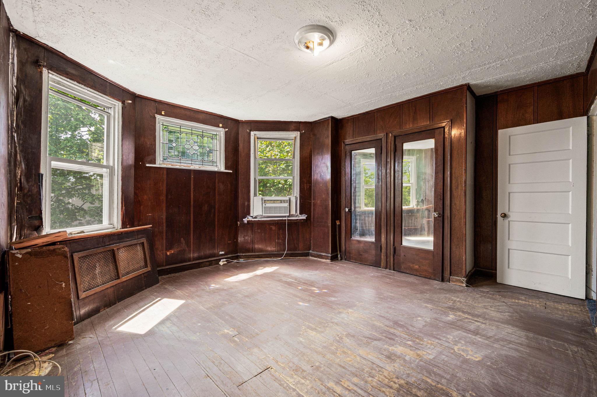 6144 CHRISTIAN STREET