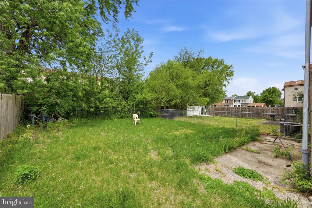 8135 LINDBERGH BOULEVARD