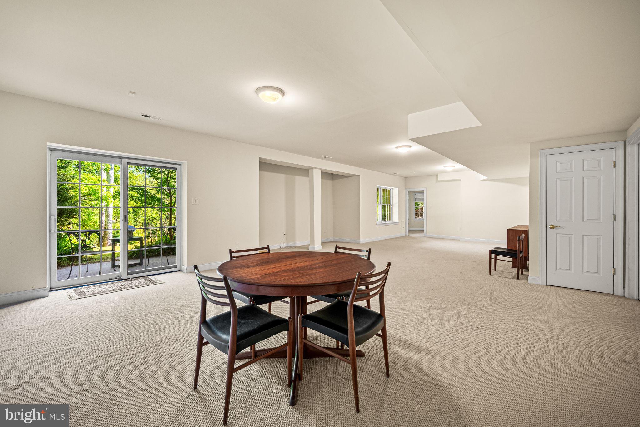 734 CORNELIA PLACE