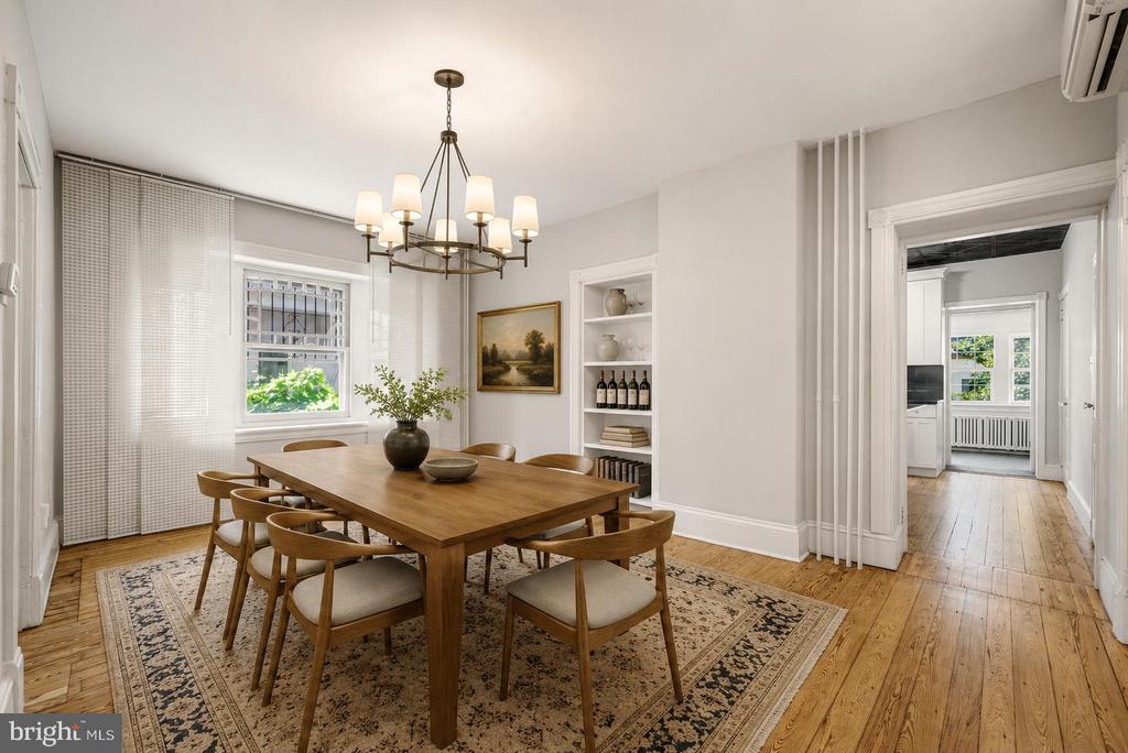 23 W MOUNT PLEASANT AVENUE