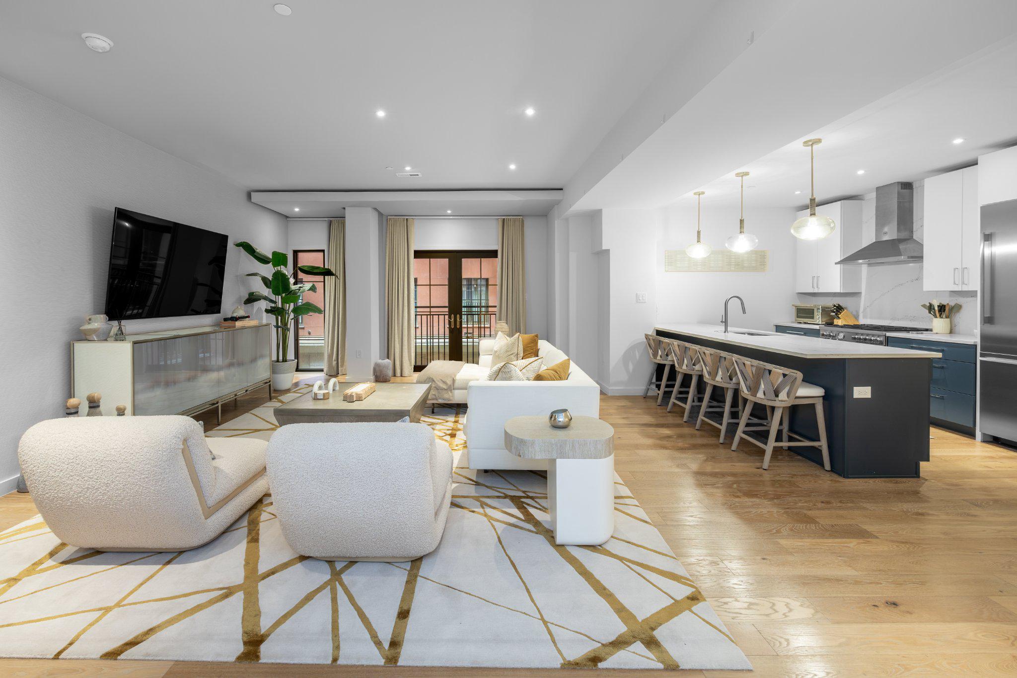 219-29 S 18TH STREET Unit: 308