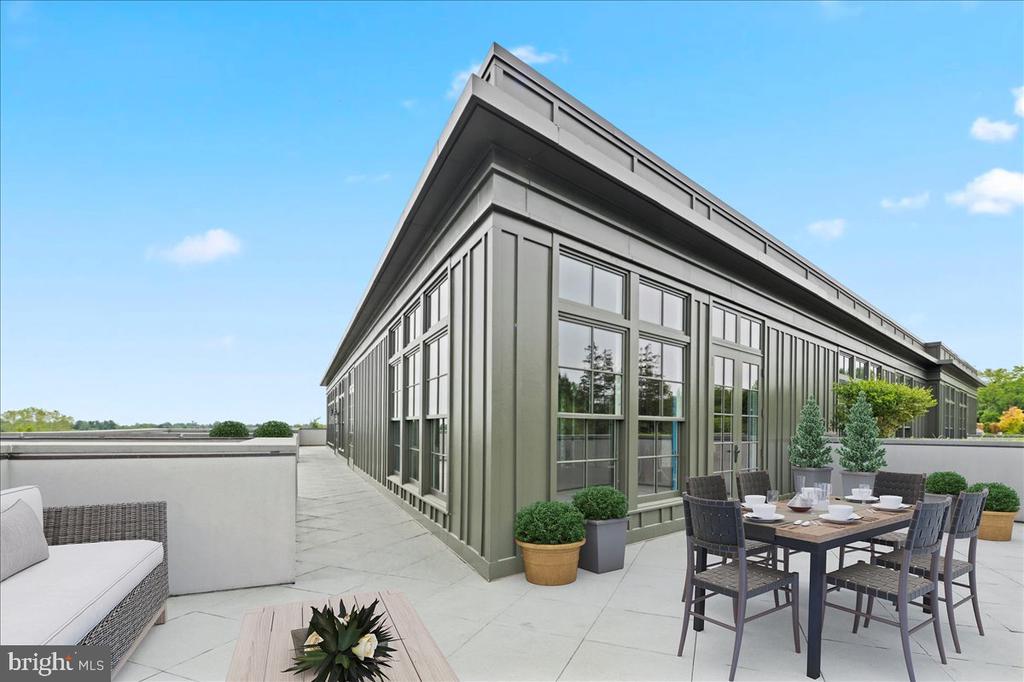 1 W HARTWELL LANE Unit: PH1