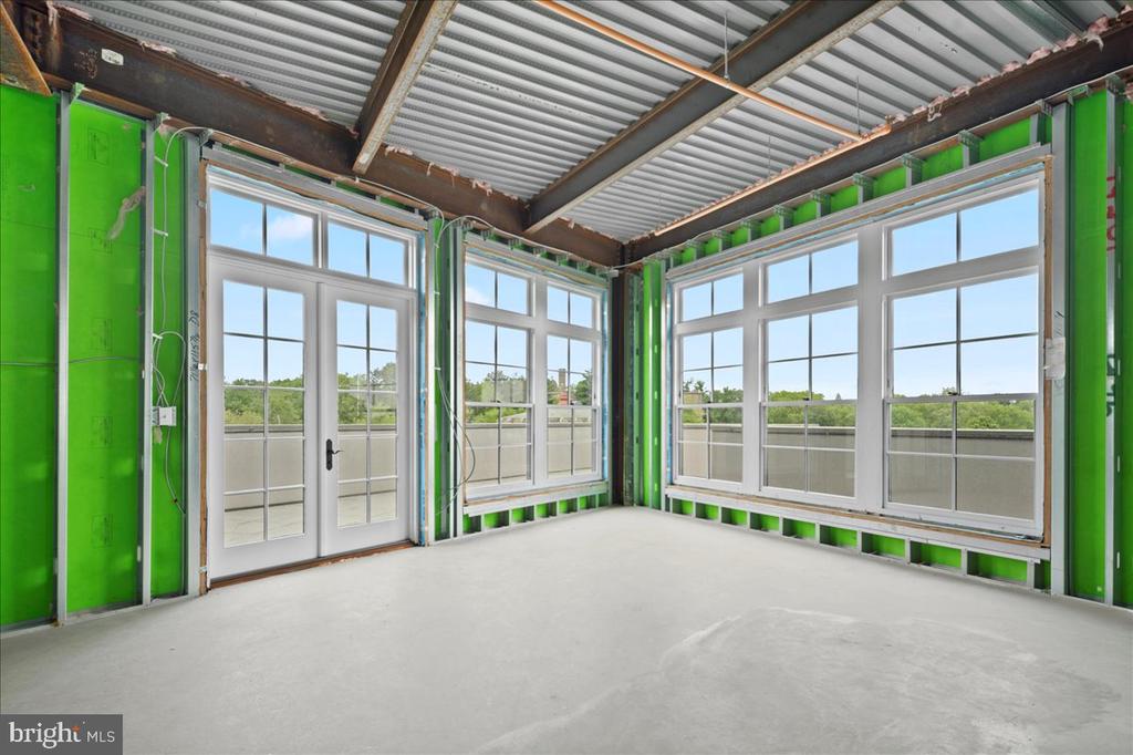 1 W HARTWELL LANE Unit: PH1
