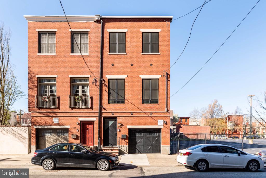 1519 WALLACE STREET