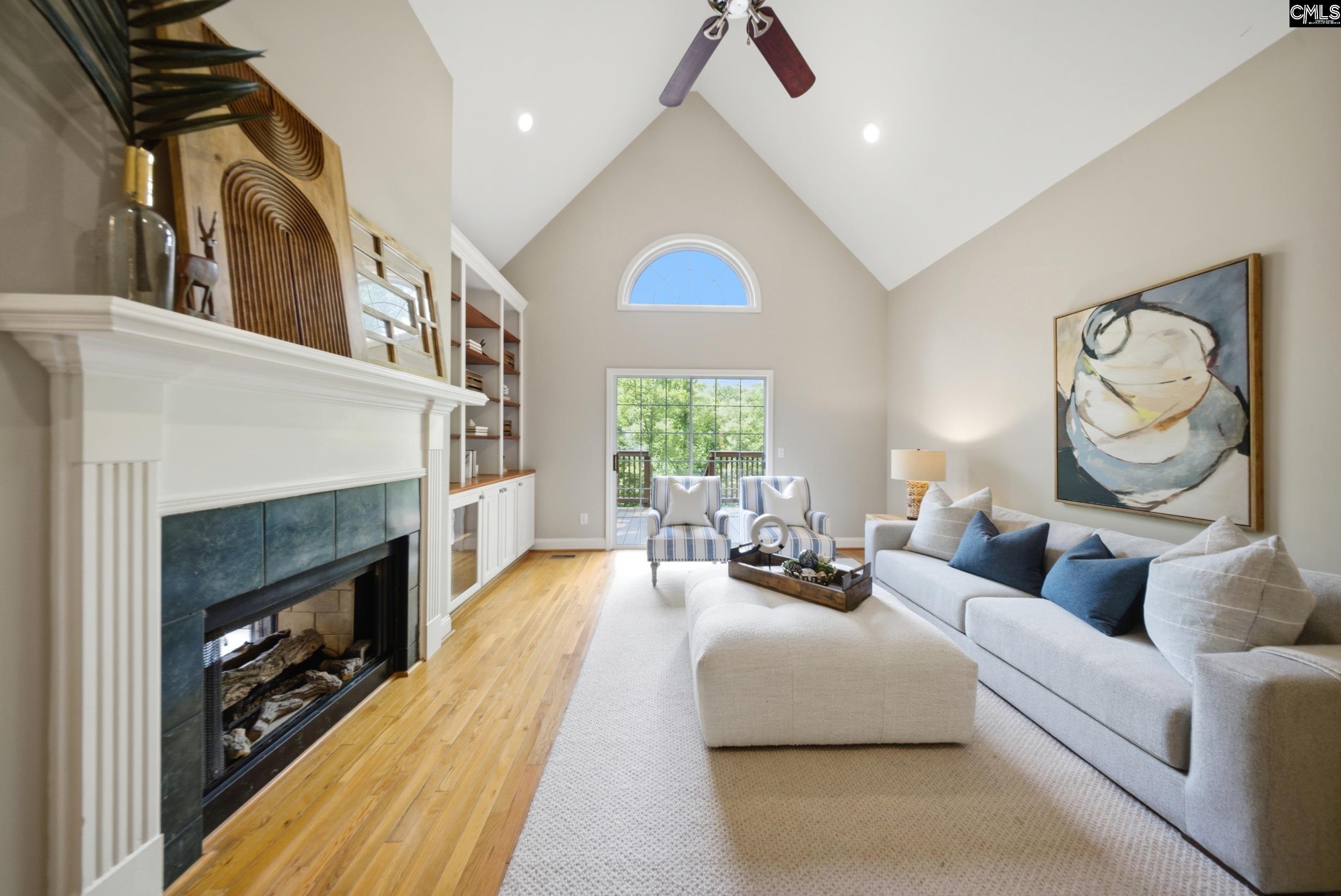 1 Broad Bluff Court