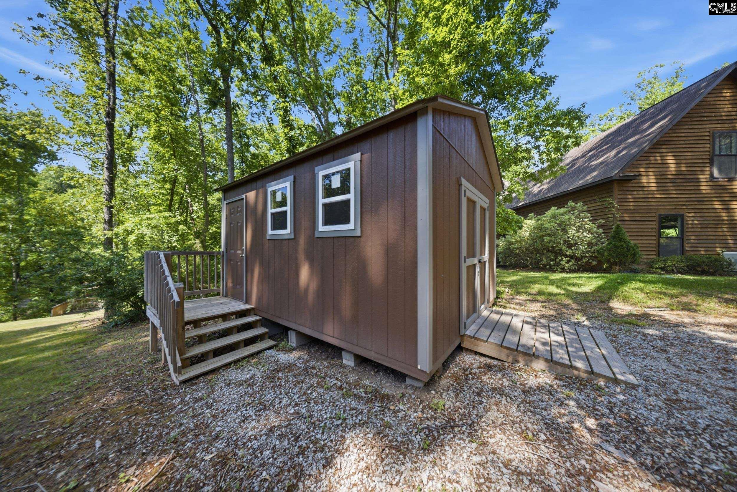 1 Broad Bluff Court