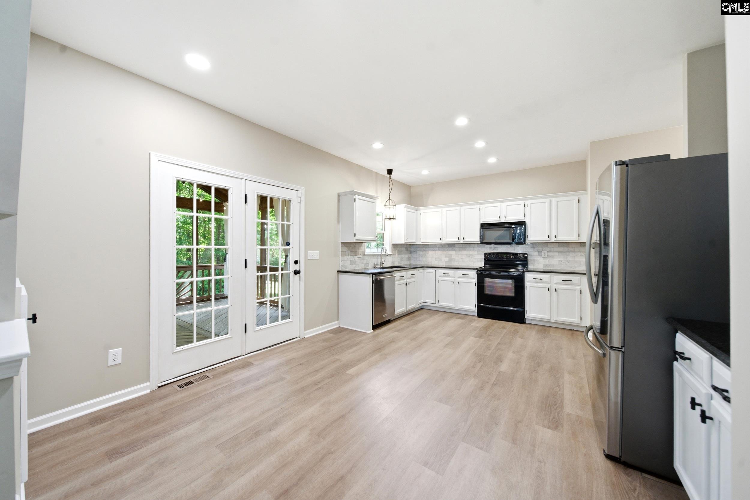 16 Wildhorse Court