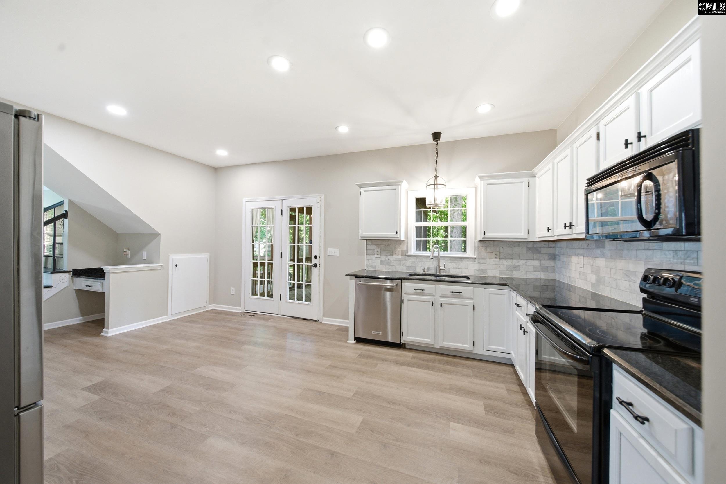 16 Wildhorse Court