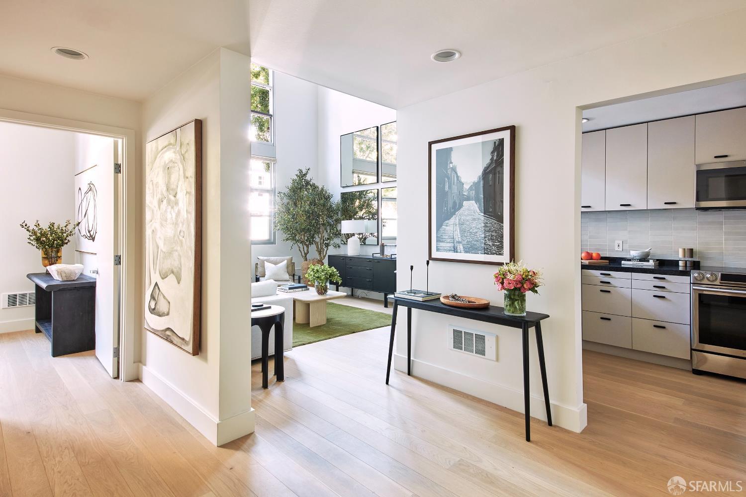 411 Francisco Street # 105F