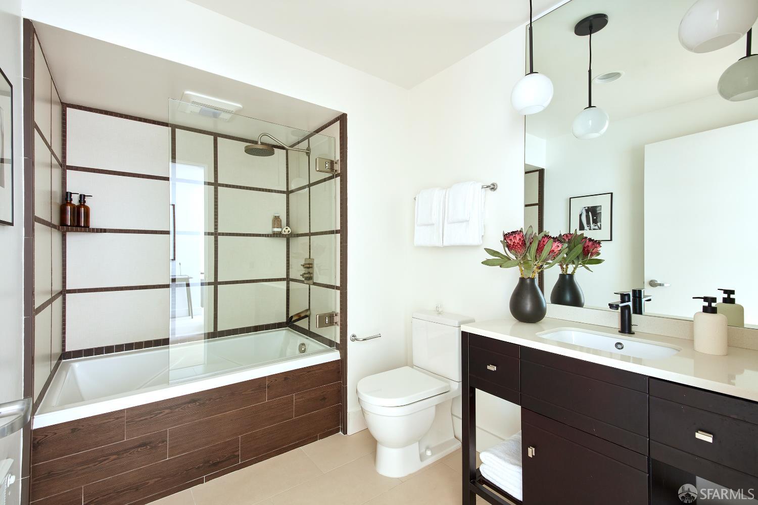 411 Francisco Street # 105F