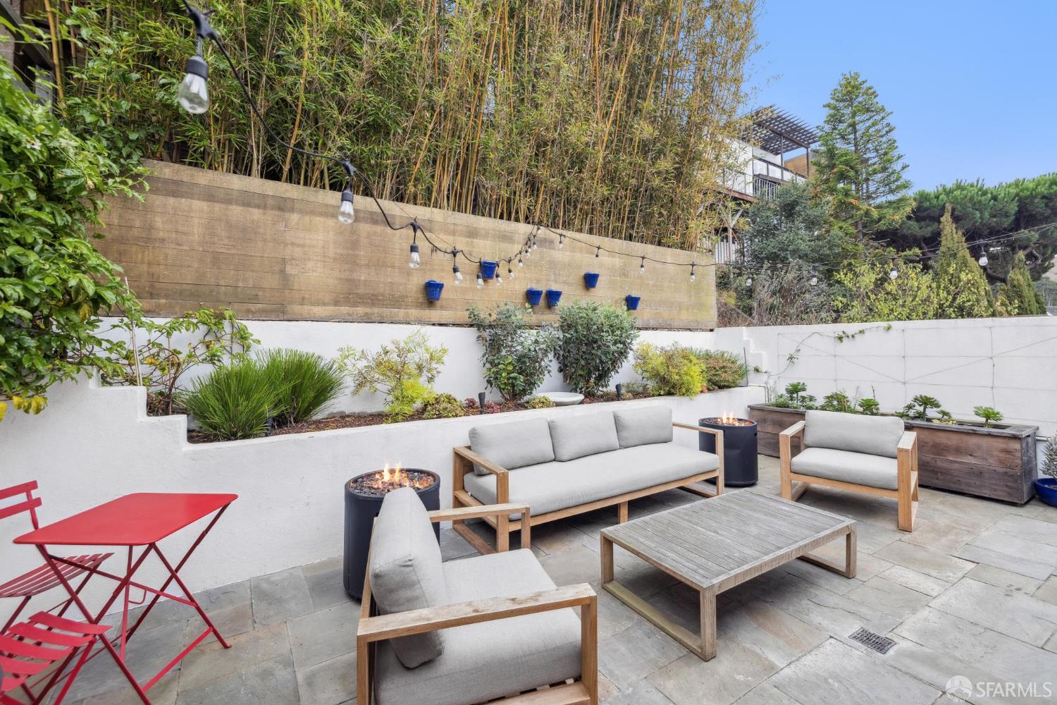 225 Montcalm Street