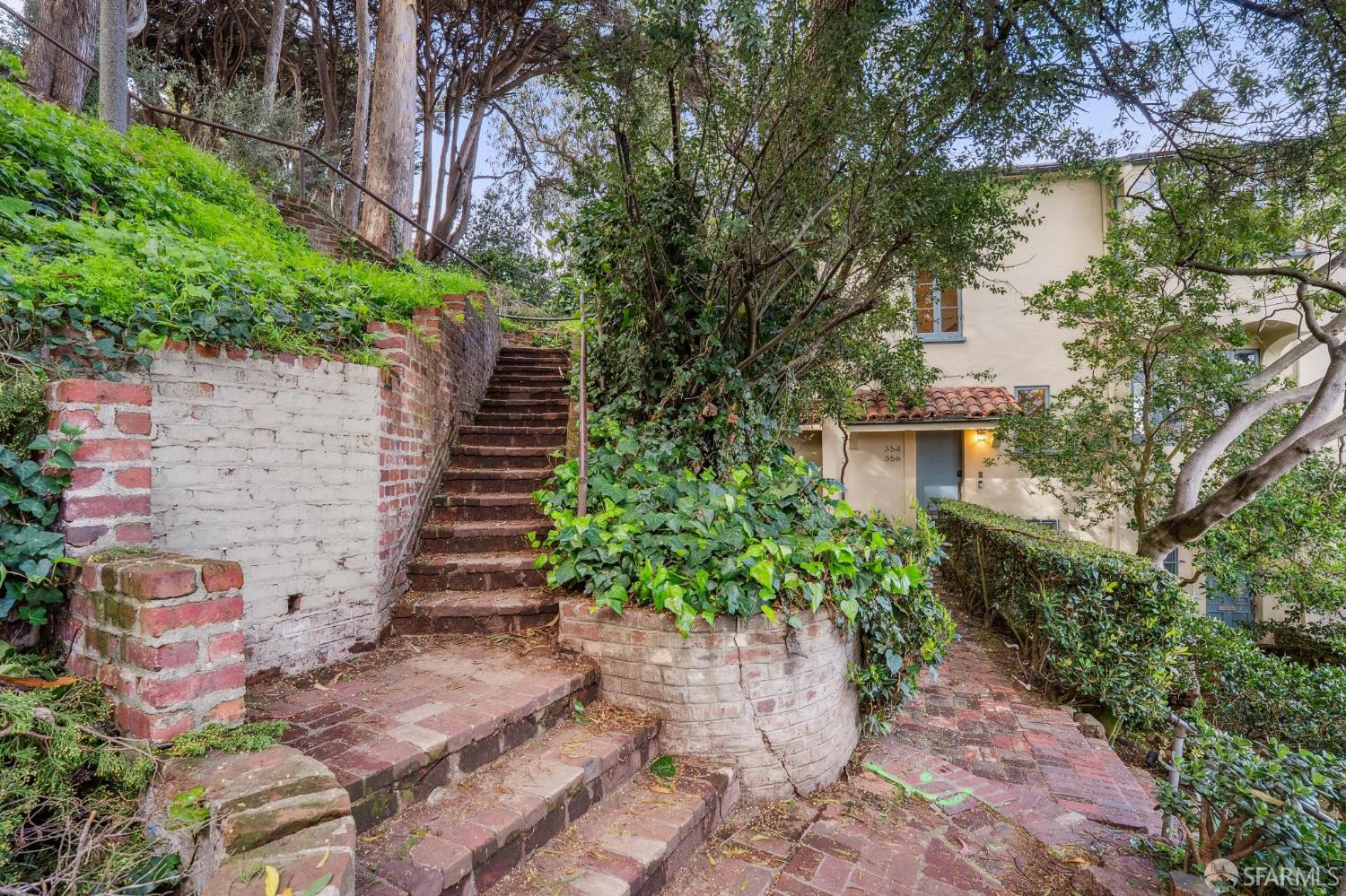 333 Greenwich Street # 3