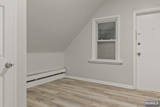 19 Myrtle Avenue 3