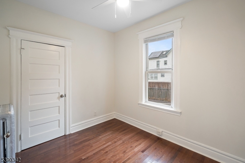 374 Halsted St 2