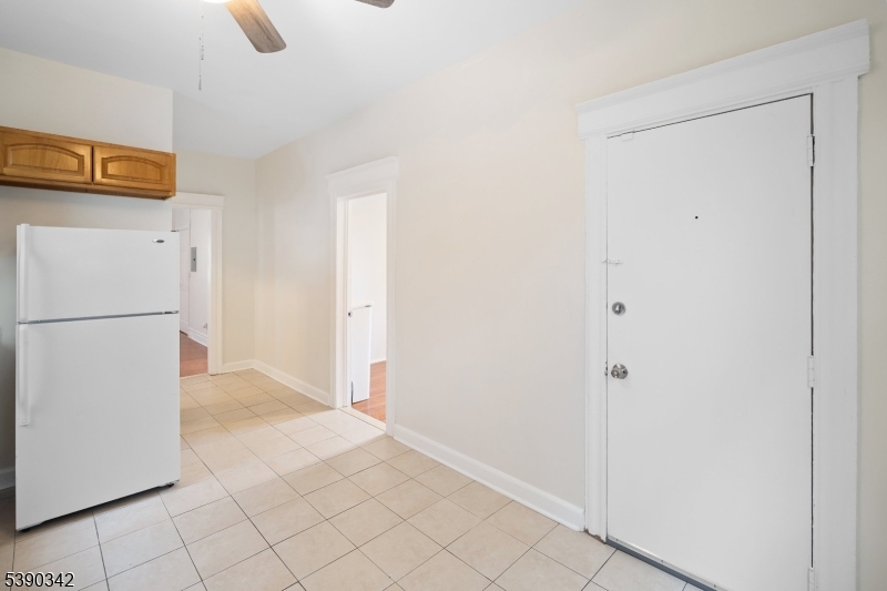 374 Halsted St 2