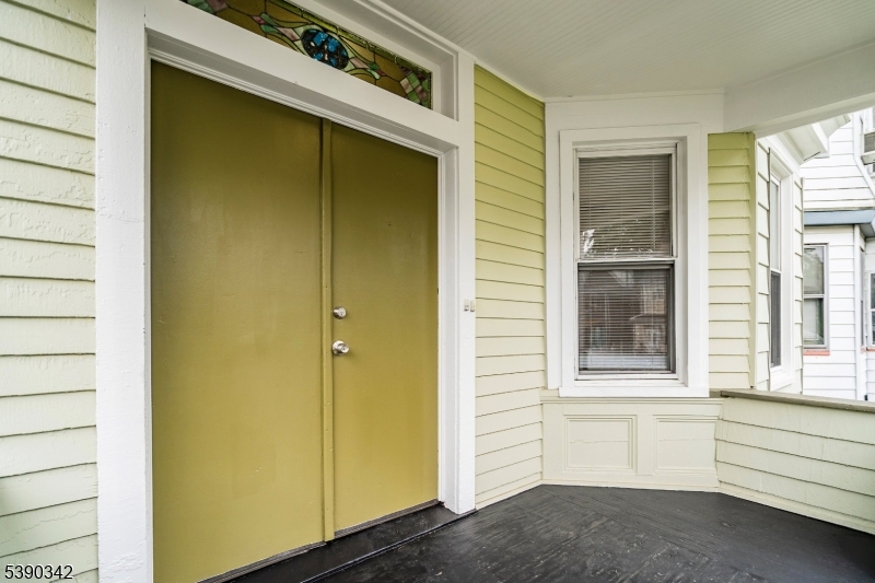 374 Halsted St 2