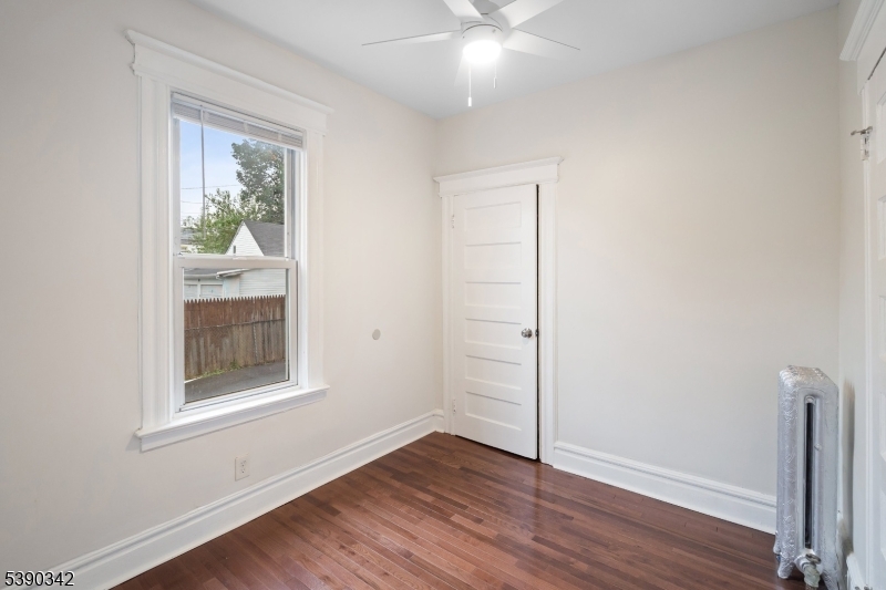 374 Halsted St 2