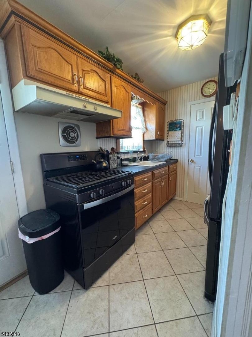 12 Bernice Rd