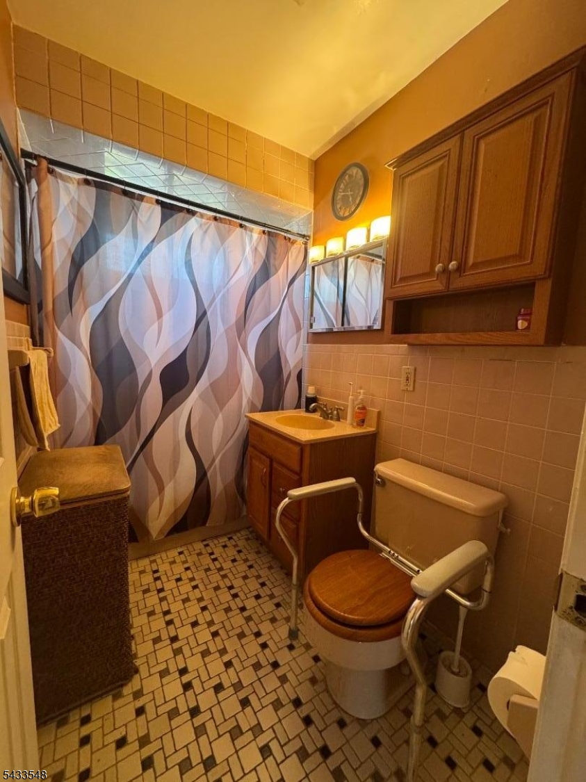 12 Bernice Rd