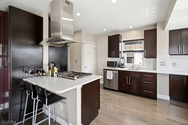 142 Morgan Pl